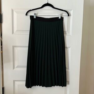 EVERLANE Forest Green Pleated Skirt